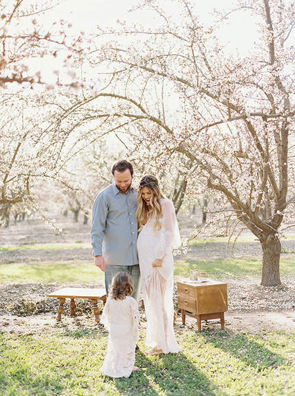 Cherry blossom maternity photos