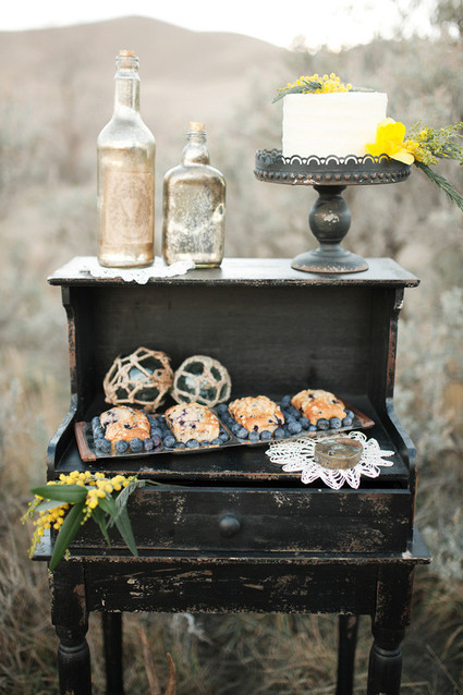 Vintage dessert table