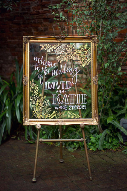 Gold frame with white calligraphy