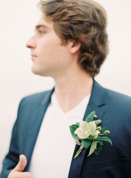 Relaxed grooms suit