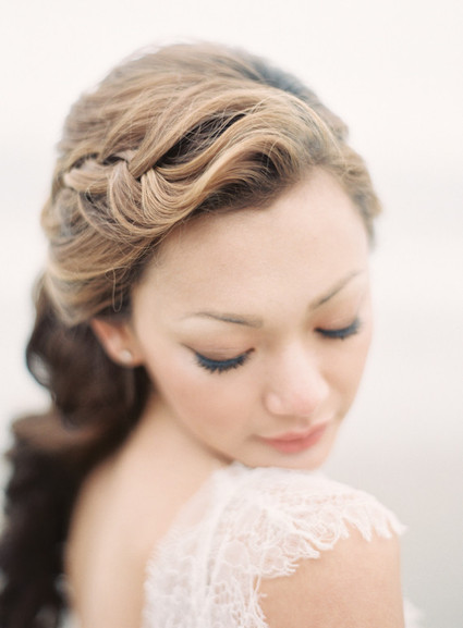 Loose braid bridal hairstyle