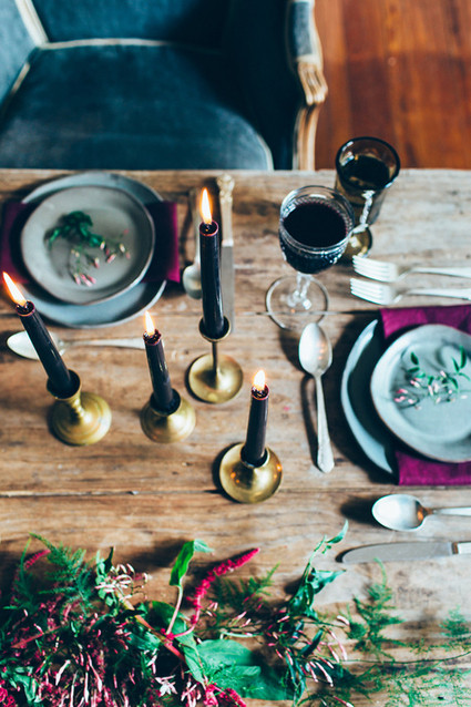 Purple and gold tablescape