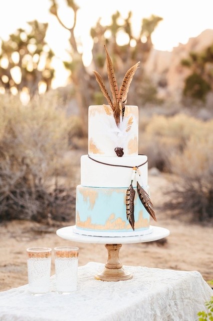 Bohemian cake with feathers Inspiration