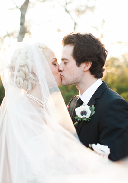 Kissing portrait