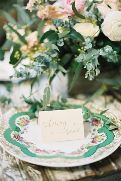 Chic vintage place setting