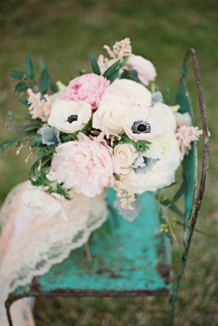 Blush and cream chic bouquet Inspiration
