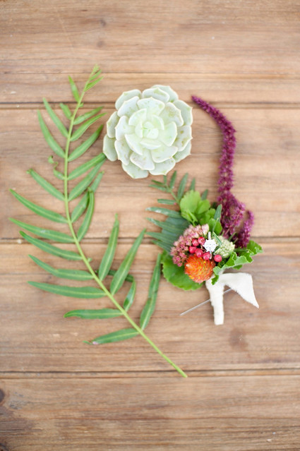 Green boutonniere and succulent