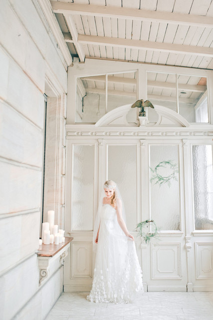Kisui lace gown