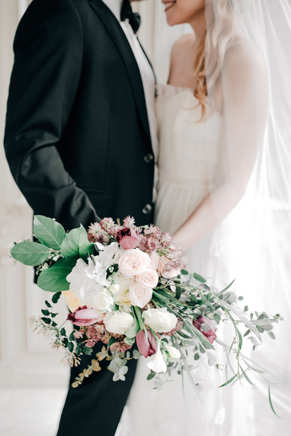 White and pink bridal bouquet