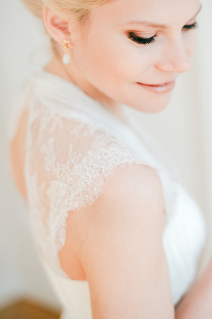 Kisui lace gown