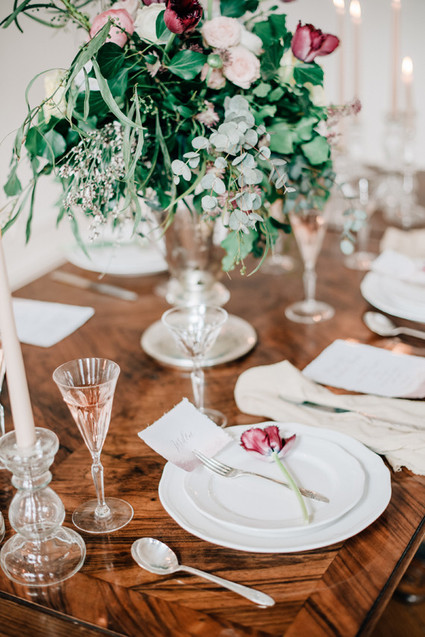 Tulip floral centerpiece