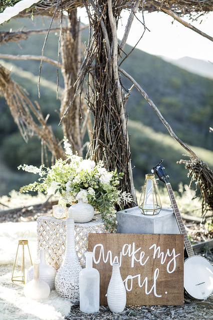 White wedding decor