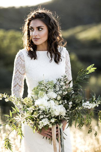 White bridal bouquet