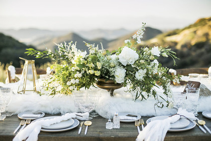 White and gold wedding inspiration