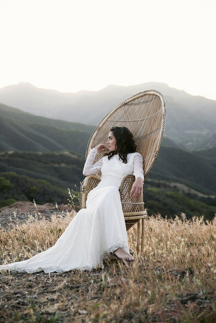 White and gold wedding inspiration