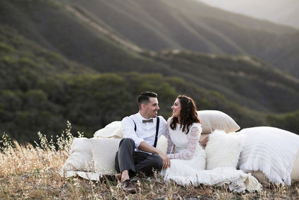 White and gold wedding inspiration