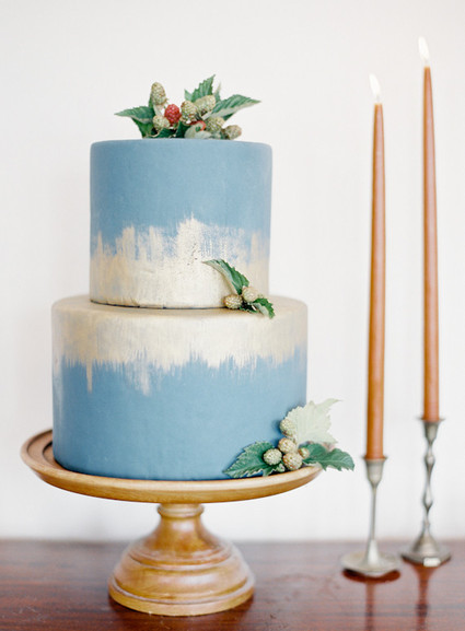 Blue and gold wedding cake