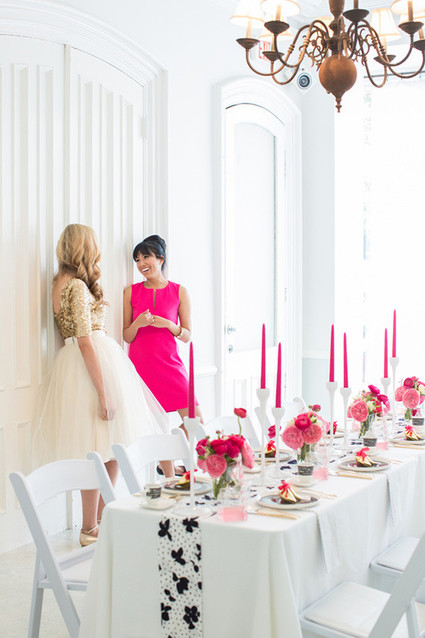 Pink, black and white party decor