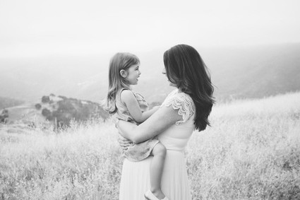 Sacramento maternity photos by Lee Brown