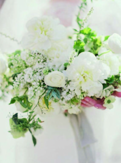 White bridal bouquet