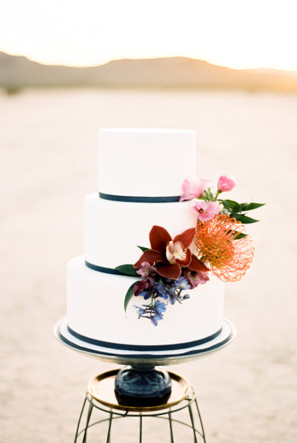 Tropical floral cake