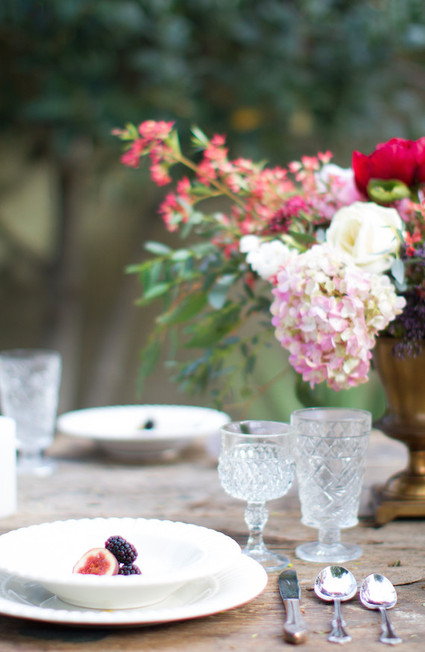 Dinner party place setting