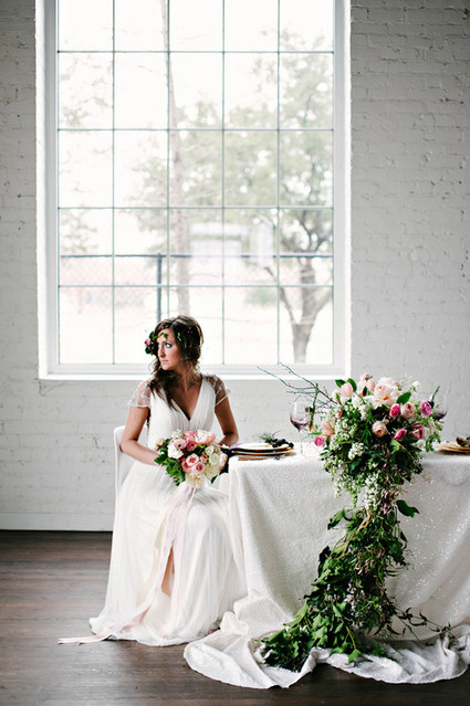 Organic spring floral tablescape decor