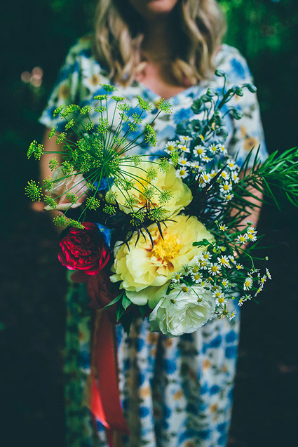 Wildflower bouquet and maternity photos
