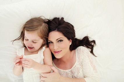 Floral studio maternity photos by Tracy Layne