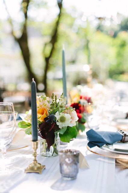 Outdoor dinner party decor