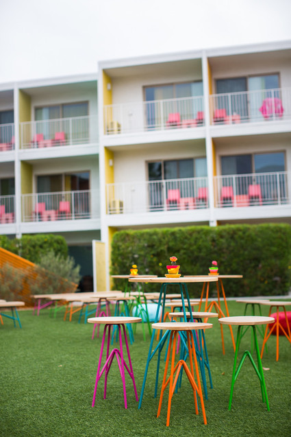 Modern neon wedding decor