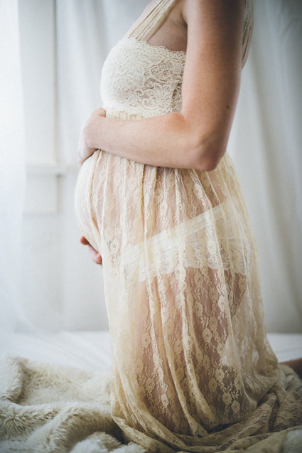 Mother-daughter maternity photos