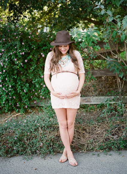 Triplet maternity photos