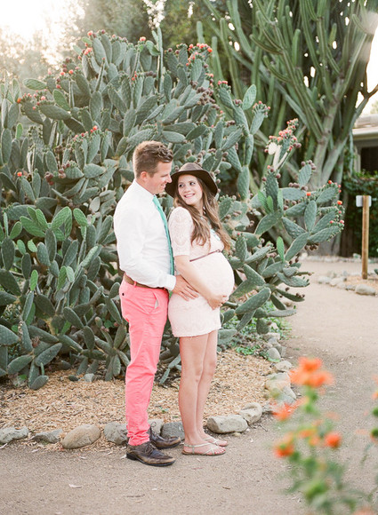 Triplet maternity photos