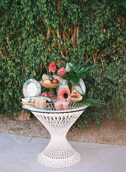 Tropical, summer wedding bar and cocktails
