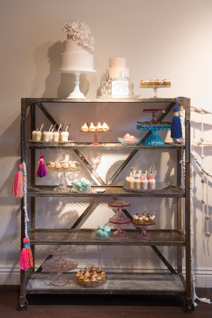 Dessert bar