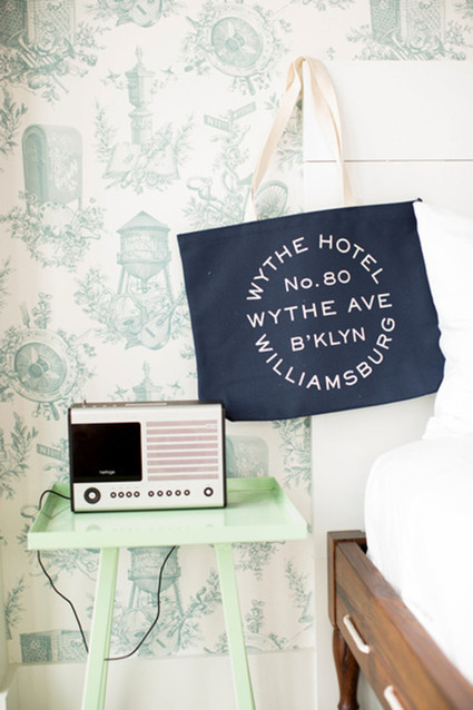 Hotel guest tote