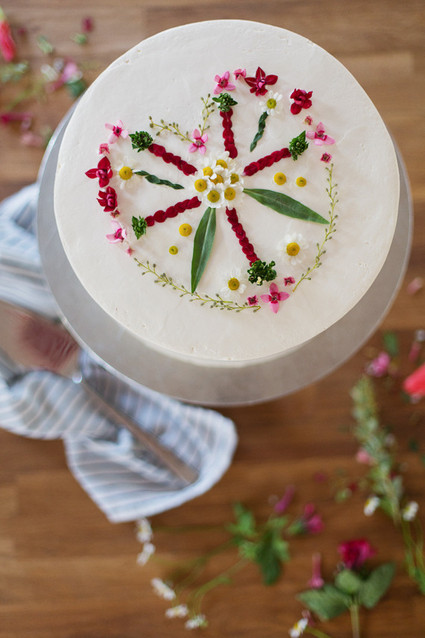 Valentine's Day flower cake
