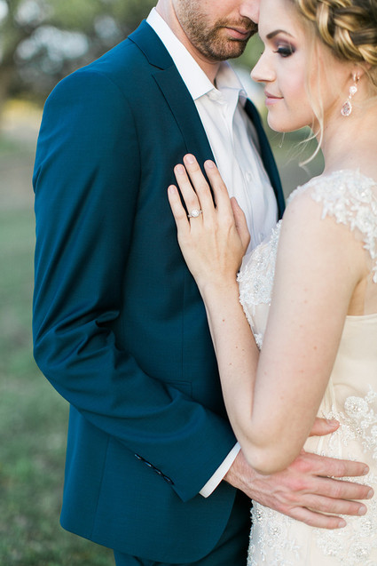 Outdoor wedding portraits