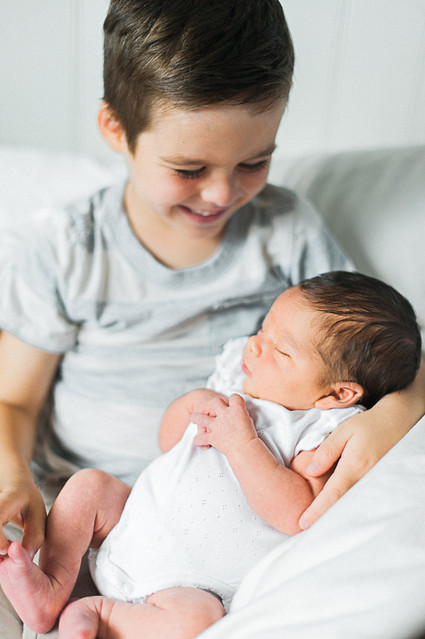 Lifestyle newborn photos by Brandi Welles