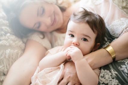 mother daughter maternity photos by Heather Kincaid