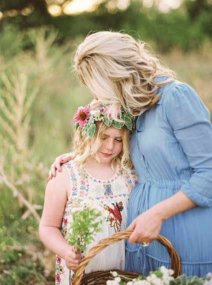 Mother daughter wildflower photos