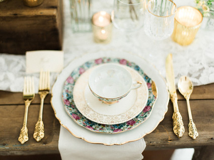 Rustic fall wedding tablescape