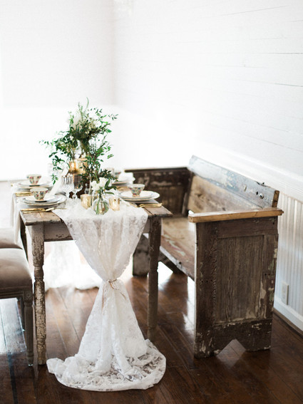 Rustic fall wedding tablescape