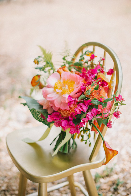 Colorful wedding florals