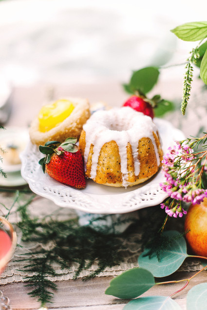 Mini bunt cake