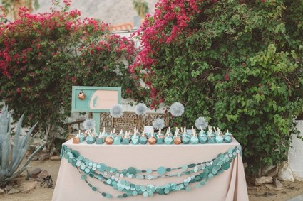 Geometric escort card table