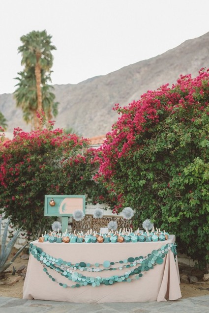 Geometric escort card table