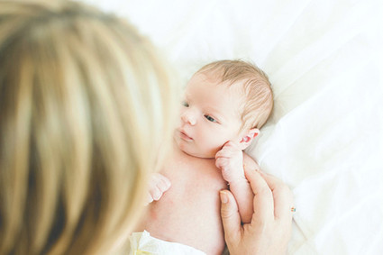 newborn photos by Jara Hill Inspiration