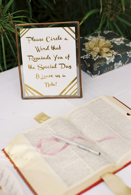 Guest book table